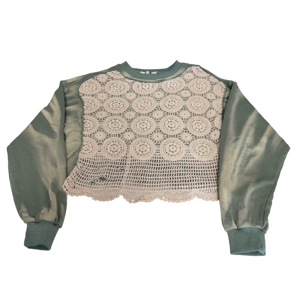 Gimmicks by BKE Sage Green Acid Wash Crochet Overlay Cropped Sweatshirt Medium